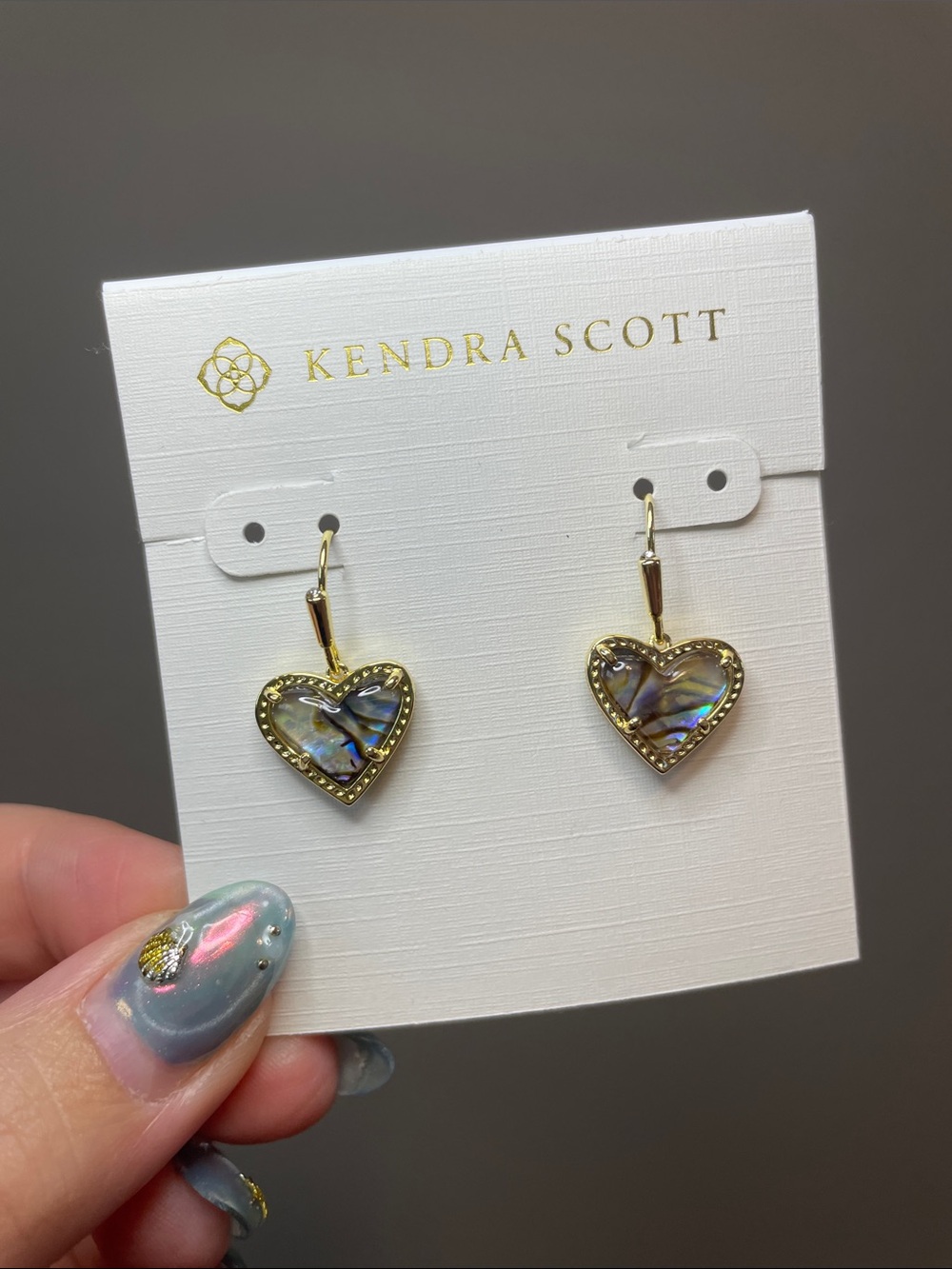 Kendra Scott Ari Heart Gold Abalone Drop Earrings - NWT $65 MSRP - Picture 2 of 5